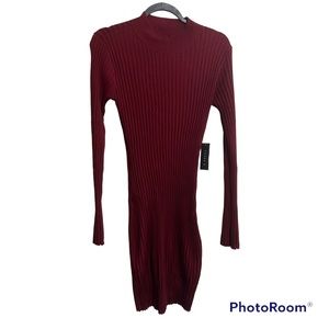 NWT Tiana B Long Sleeve Burgundy Sweater Dress L